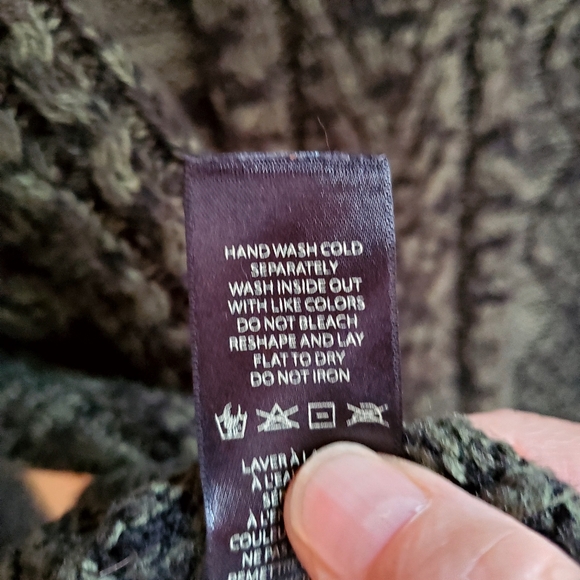 Obey No 89 Women's Green and Black Cable Knit Crew Neck Sweater Size M - Picture 6 of 6